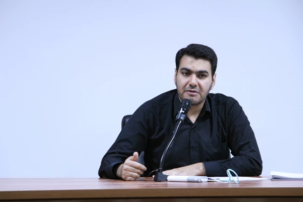 سجاد صدیقی: توجیه شکل گیری برخی از پدیده های کتب درسی تنها مبتنی بر حس و تجربه است 2