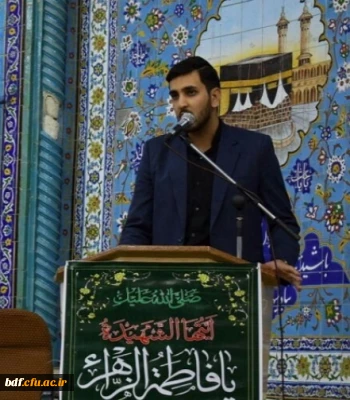 علی کامران نژاد:

شهادت سپهبد قاسم سلیمانی مقدمه گام دوم انقلاب برای تمدن سازی نوین اسلامی است