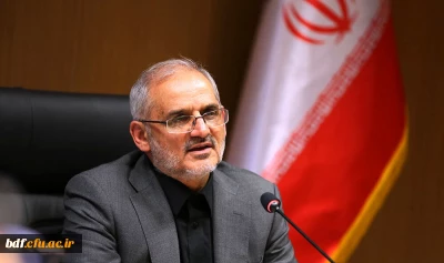 بسیج دانشجویی دانشگاه فرهنگیان نسیبه تهران در نامه ای به وزیر آموزش و پرورش:

آقای حاجی میرزایی! با واگذاری دانشگاه فرهنگیان به پیام نور مجدانه مخالفت کنید