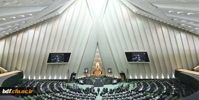  بسیج دانشجویی دانشگاه فرهنگیان خطاب به نماینده ی استان فارس در مجلس شورای اسلامی :

افرادی وقیحانه با تفسیر به رای بیانات مقام معظم رهبری با ایشان نامه نگاری می کنند