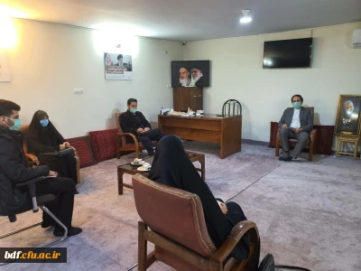  بسیج دانشجویی دانشگاه فرهنگیان پردیس زینبیه

 نوش آبادی :حتی وزیر آموزش پرورش هم باید در دانشگاه فرهنگیان درس خوانده باشد