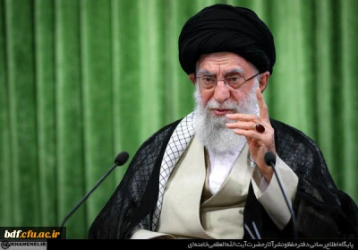 نماینده نشریات دانشجویی در دیدار مجازی دانشجویان با رهبری:

در پی عدم شفافیت هلدینگ های خصوصی، اخبار تزریق بیت المال به ستادهای انتخاباتی به گوش می رسد