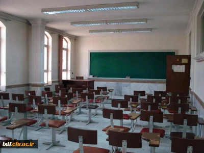 پردیس شهید باهنر همدان فضای آموزشی مناسبی برای تربیت دانشجومعلمان ندارد