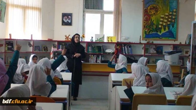 نهاد انسان ساز کشور به بنگاه کاریابی تبدیل شده است 